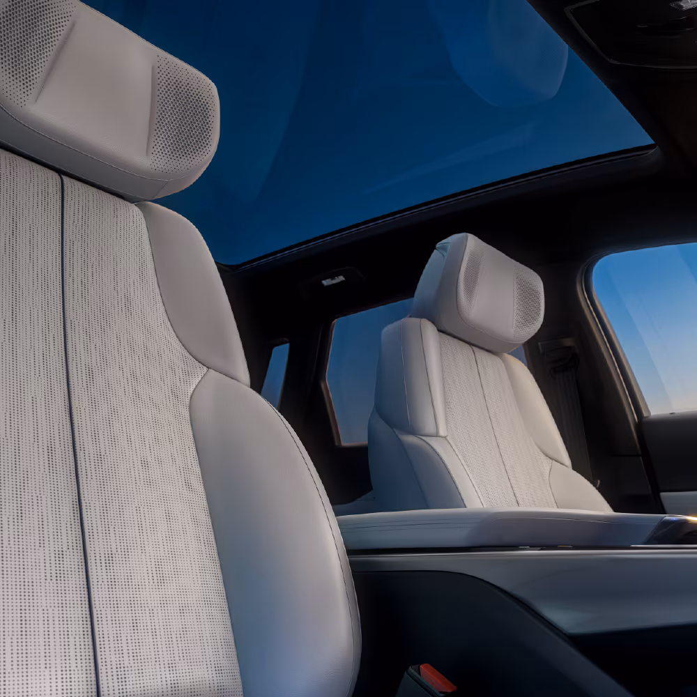 Cadillac Lyriq Galería 3